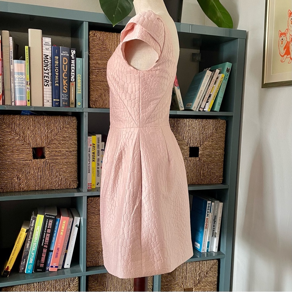 HALSTON Heritage Blush Pink Jacquard Dress w/ Cap Sleeves - Size 4 - Picture 5 of 10